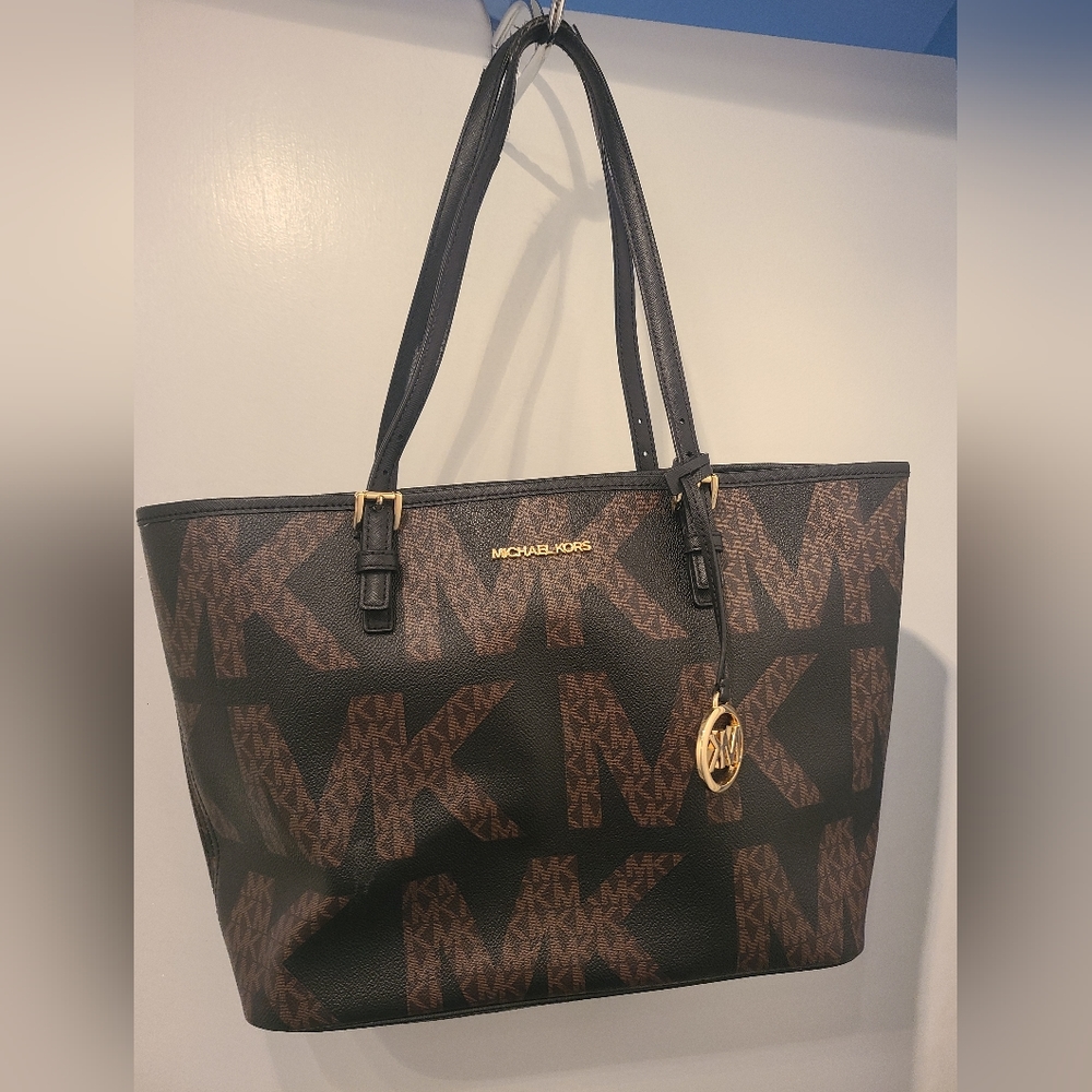 Michael Kors tote